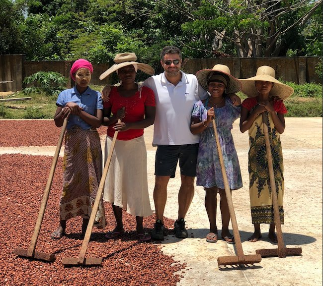 photo de Vincent Guerlais chez un producteur à Madagascar